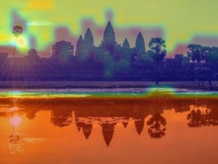 Temple view 2: attention leaks onto the water